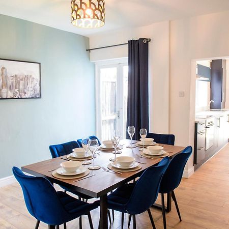 Stunning House - Sleeps 7 - 5 Mins Walk To Lincoln High Street - Parking - Wifi Exterior foto