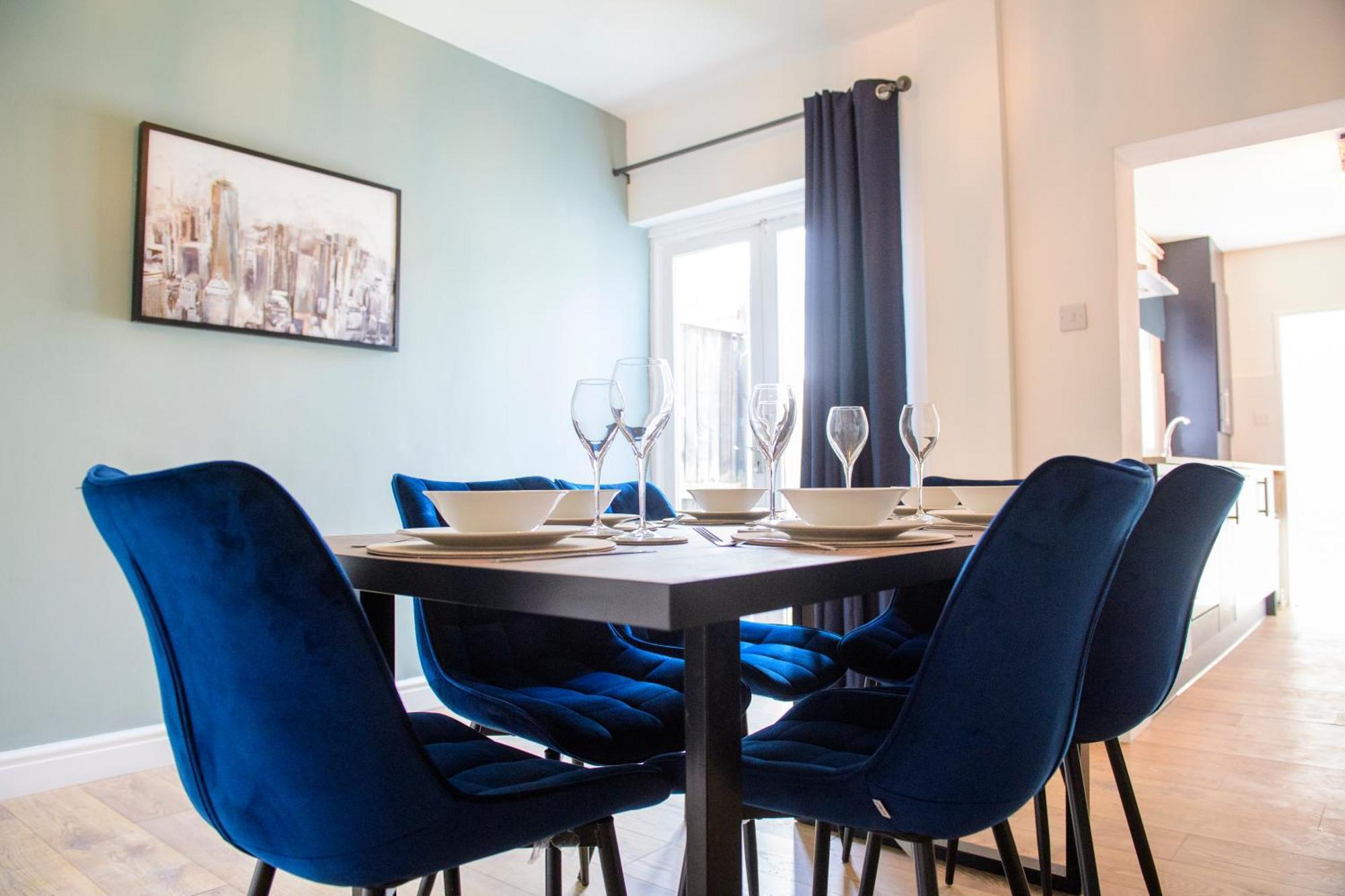 Stunning House - Sleeps 7 - 5 Mins Walk To Lincoln High Street - Parking - Wifi Exterior foto