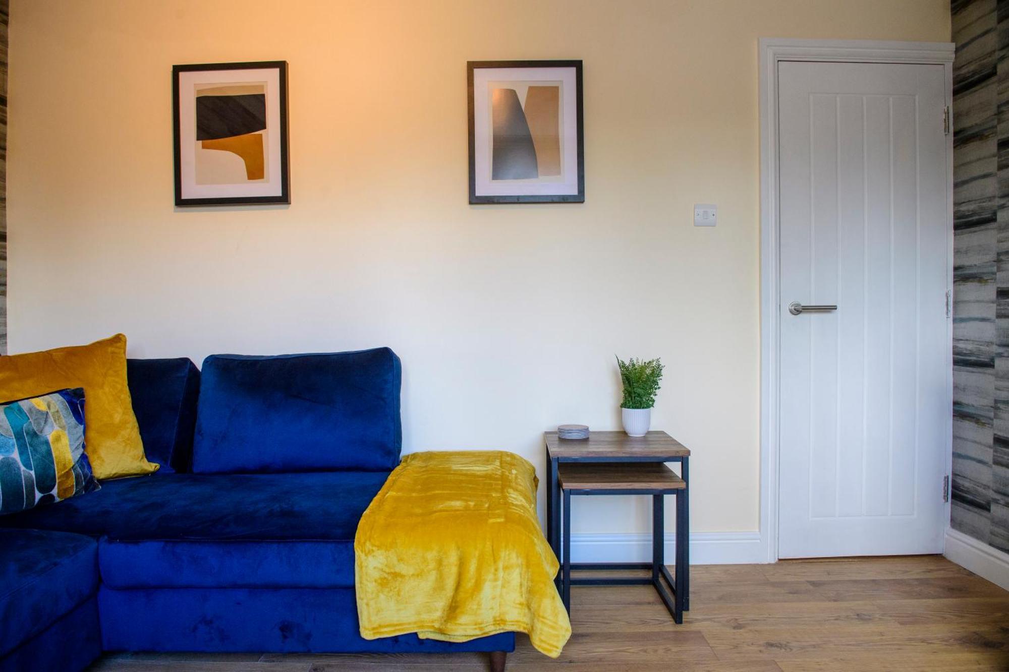 Stunning House - Sleeps 7 - 5 Mins Walk To Lincoln High Street - Parking - Wifi Exterior foto
